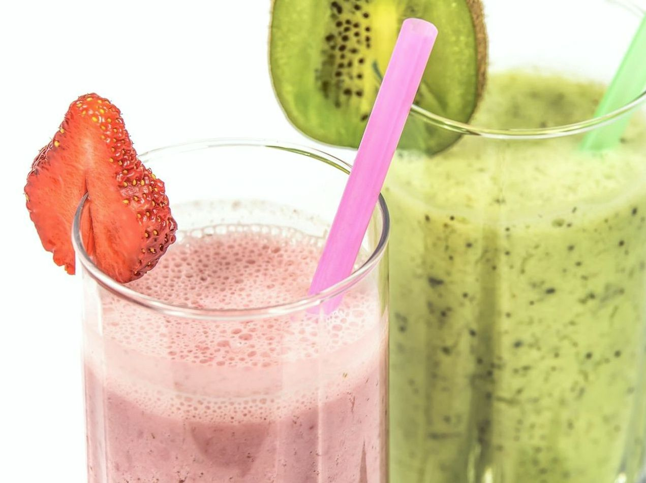 Blender'ımız Saniyeler İçinde Buzlu Smoothie Yapar Elinizde